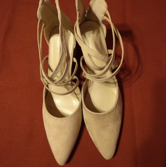 Shoes - Picture 7 of 7